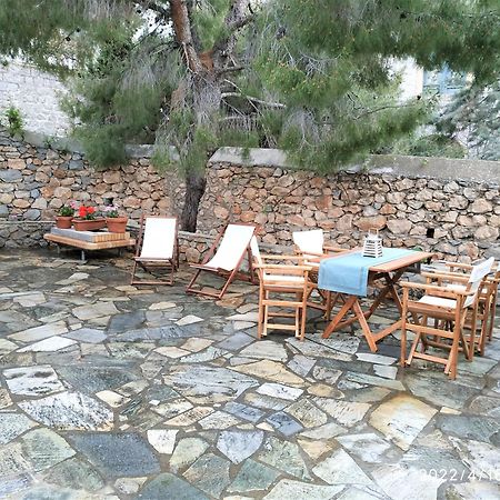 Pine Trees And Sea View Houses In Hydra - Daphne, Chloe, Myrto, Eleni Room photo