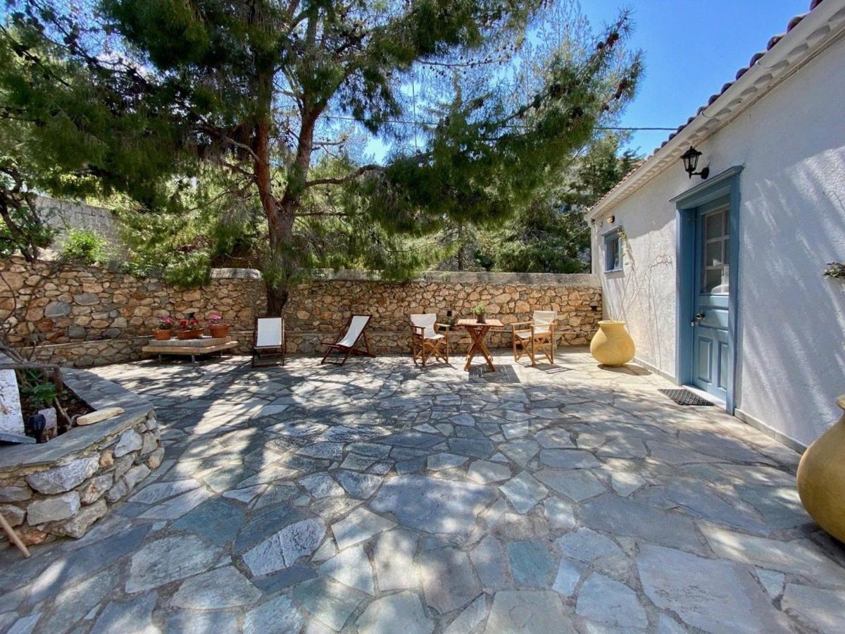 Pine Trees And Sea View Houses In Hydra - Daphne, Chloe, Myrto, Eleni Exterior photo