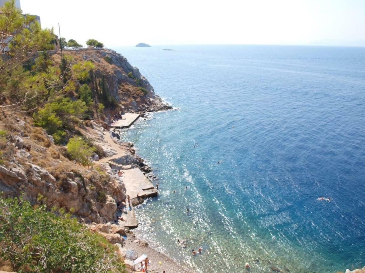Pine Trees And Sea View Houses In Hydra - Daphne, Chloe, Myrto, Eleni Exterior photo